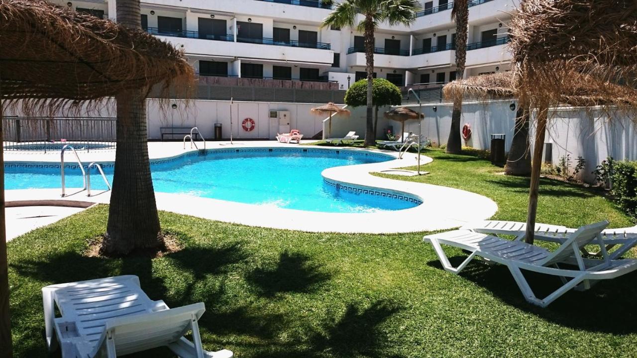 Apartamento De Dos Dormitorios Junto A Mojacar Playa Garrucha Dış mekan fotoğraf